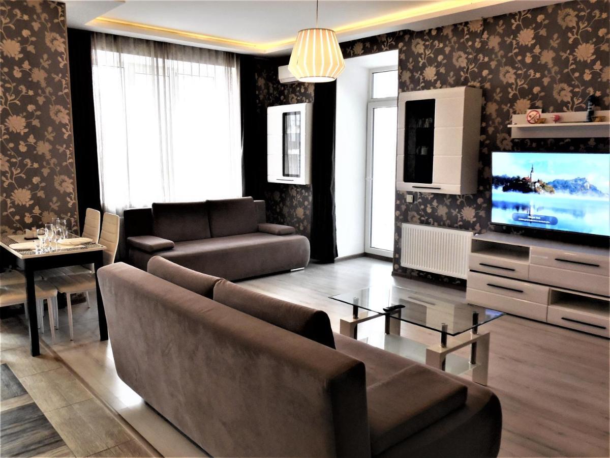 "Делюкс На Литейной" Dnipro Extérieur photo